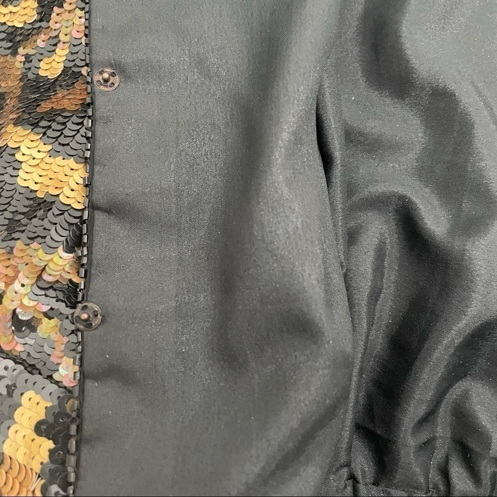 𝅺VINTAGE Fully Sequined Leopard Print Bomber Jacket - Picture 5 of 10